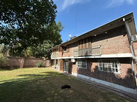CASA EN VENTA EN BECCAR