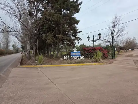 Venta de casa B° Los Cerezos- Maipú