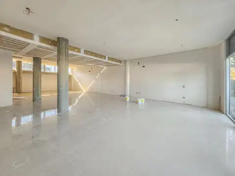 Locales sobre Ruta 9 en doble altura