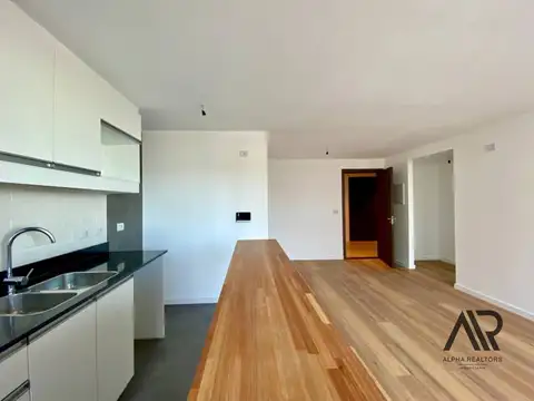 Venta Espectacular Apartamento 1 Dormitorio Con Vistas Al Lago