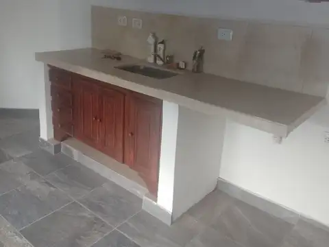 Depto Tipo Casa en Alquiler de 1 dormitorio