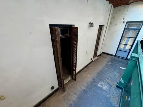 Casa en venta apta para construir planta baja y 8 Pisos