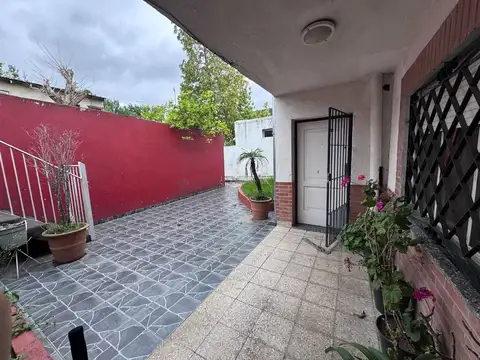 Depto Tipo Casa en Venta en Villa Adelina, USD 120.000