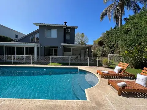 Casa en Venta de 4 dormitorios