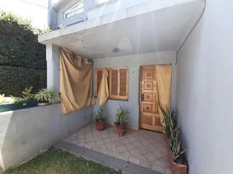 Depto Tipo Casa en Venta en Villa Ballester, USD 75.000