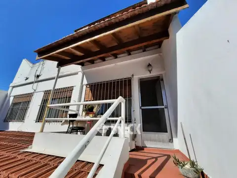 Depto Tipo Casa 4 ambientes con 1 baño