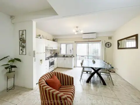 Depto Tipo Casa en Venta de 3 dormitorios