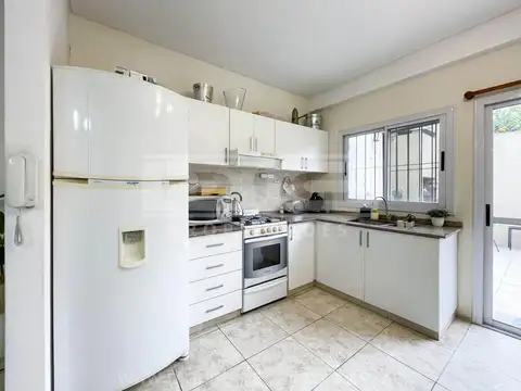 Depto Tipo Casa en Venta con 1 cocheras