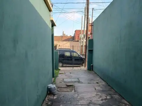 Casa en Venta en Isidro Casanova, USD 58.000
