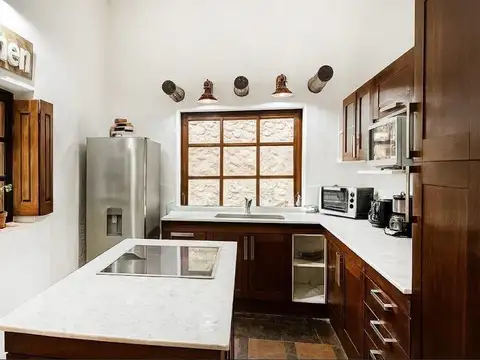 Casa en Venta en San Lorenzo, USD 495.000