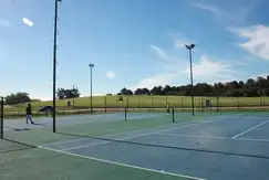 Actividades deportivas futbol, tenis en Barrancas de San benito, Barrio cerrado