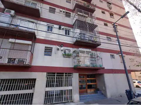 Departamento en Venta en Pompeya, USD 48.000
