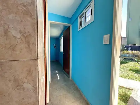 Depto Tipo Casa 2 ambientes con 1 baño