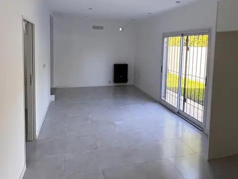 Casa en Alquiler en Pacheco Sur, $ 1.700.000