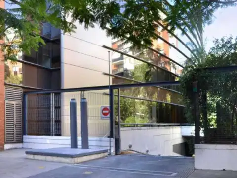 Oficina en Alquiler al Sur