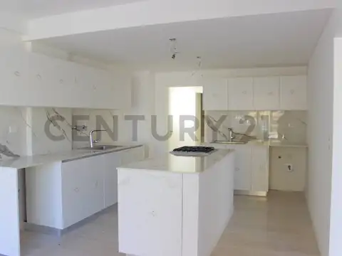 Departamento 4 ambientes con 4 baños