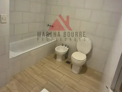 Departamento en Alquiler con 1 cocheras