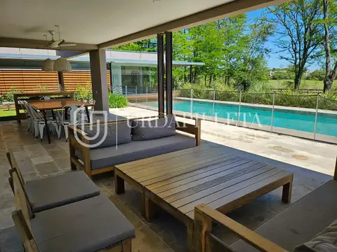 Casa en venta en Estancias Del Pilar barrio Golf
