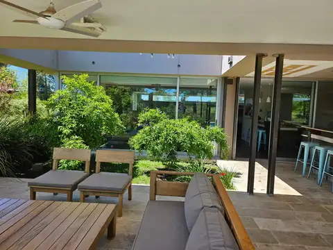 Casa en Alquiler al Norte
