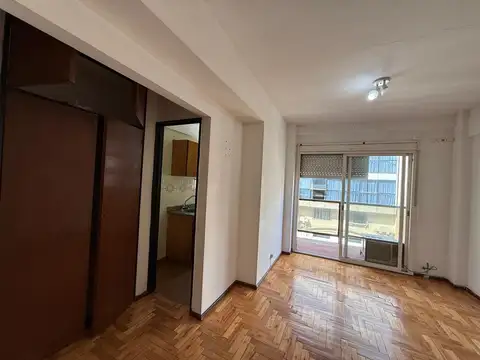 MARCELO T de ALVEAR al 1300
