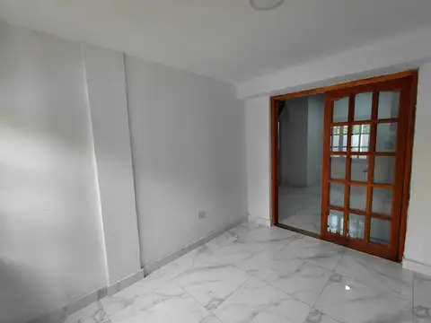Depto Tipo Casa en Alquiler de 1 dormitorio