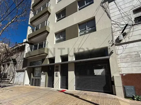 14 e/ 45 y 46 600, Piso 6