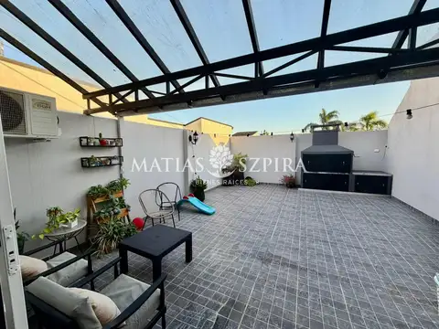 Depto Tipo Casa en Venta 20 años
