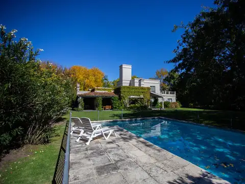 Casa en alquiler temporal con muebles - Martindale C.C