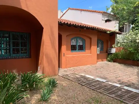 Casa multifamiliar barrio Dalmine Viejo