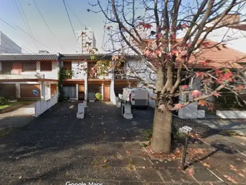 DUPLEX 3 AMBIENTES CON COCHERA