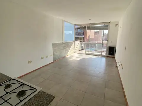 Departamento monoambiente al frente lourdes