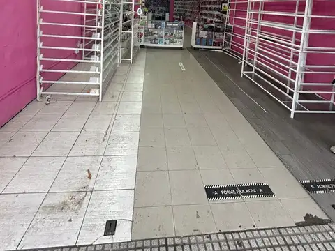 Local en Venta 60 años