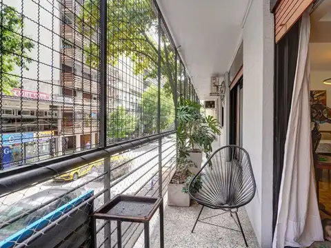 Departamento 6 ambientes con 2 baños