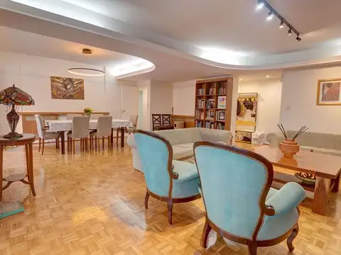 Departamento en Venta de 6 ambientes