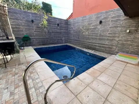 Manuela Pedraza 2000