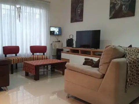 Casa en Venta en Lomas de Zamora, USD 205.000
