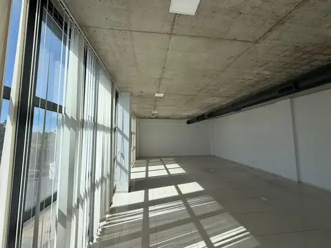 Oficina, local PB 100 m2