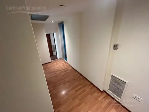 Departamento 4 ambientes con 3 baños