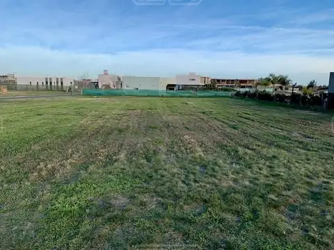 Terreno en Venta en San Sebastian, USD 45.000