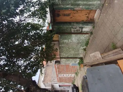 Casa - Venta - Argentina, Tres de Febrero - Esteban Merlo 5869
