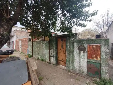 Casa - Venta - Argentina, Tres de Febrero - Esteban Merlo 5869