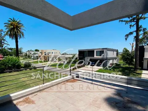 Casa a la Venta en Greenville, Hudson.