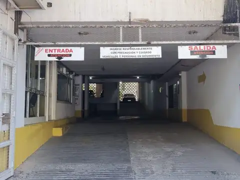 VENTA COCHERA CENTRO DE NEUQUEN