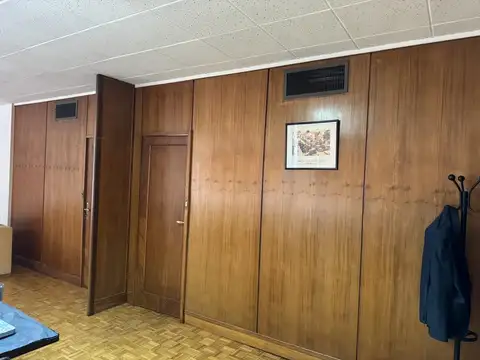 Piso Corporativo de 667 m² en Edificio Emblemático a metros del Congreso