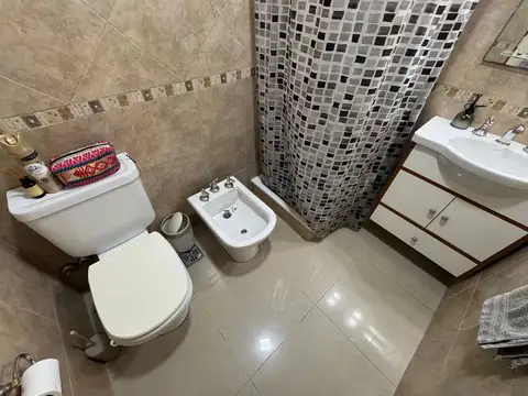 VENTA DEPARTAMENTO MONOAMBIENTE BERNAL BALCON