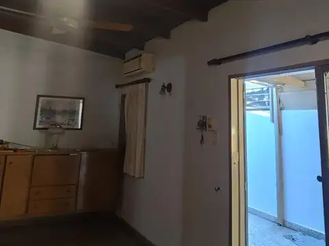 Departamento de 1 Dormitorio en PH con Patio.