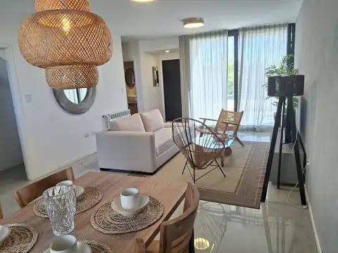 Casa 4 ambientes con 4 baños