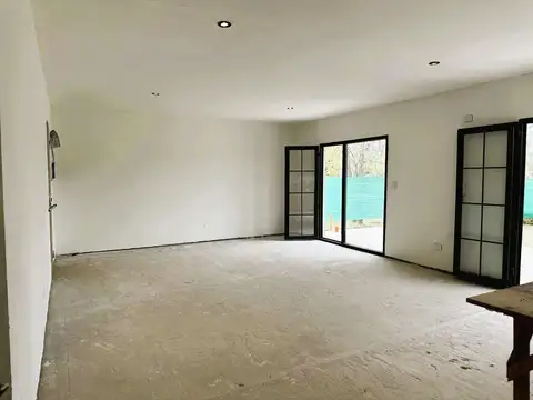 Casa en Venta en La Lonja, USD 150.000