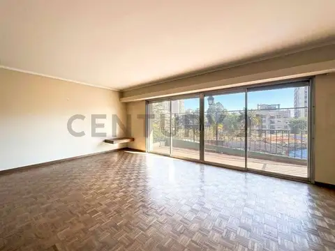 Departamento en Venta de 6 ambientes