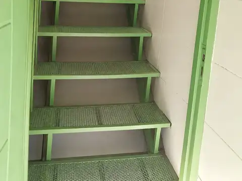 Depto Tipo Casa en Alquiler de Monoambiente